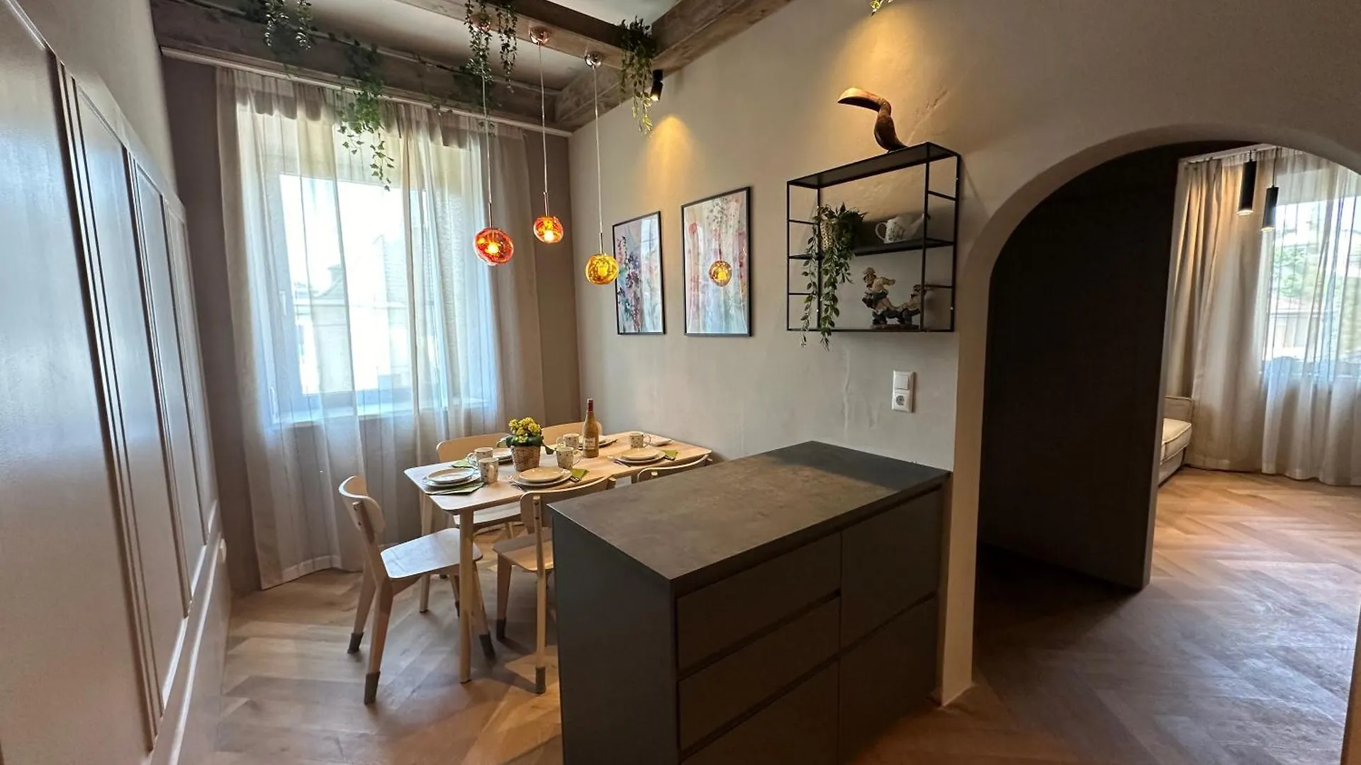 Book-A-Room Salzburg Apartment 32 Austria
